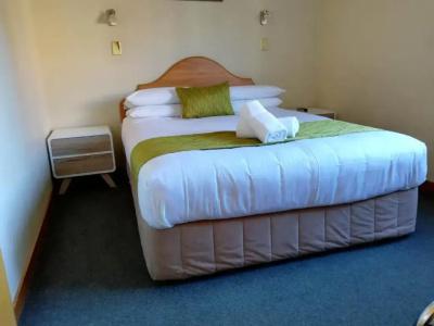 Allan Court - 110