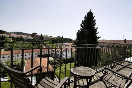 Virxe da Cerca by Pousadas de Compostela - 23