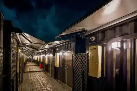 R9 The Yard Tokoname - 12