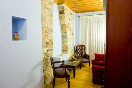 Kyveli Suites - 101
