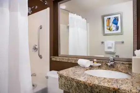 Fairfield Inn Cal Expo - 6