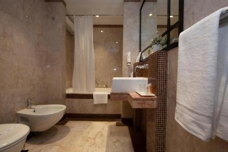 Number One Tower Suites - 7