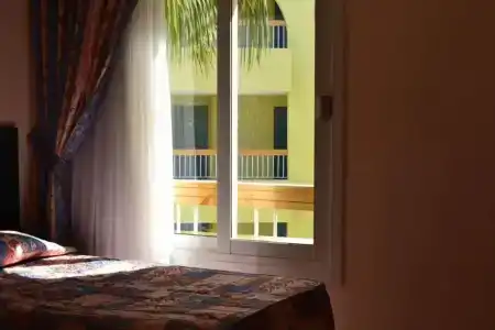 Palm Beach Resort Families and Couples only - 2
