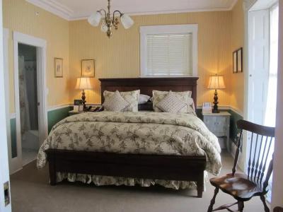 Mary Prentiss Inn - 3