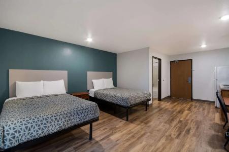 WoodSpring Suites Fort Gordon - 22