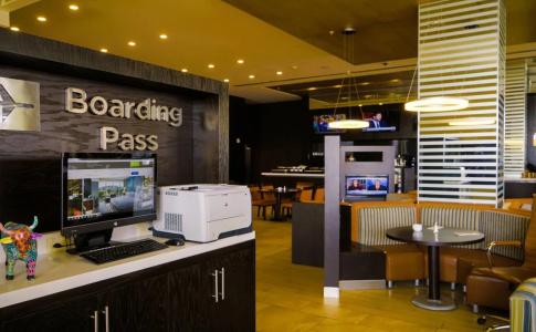 Courtyard by Marriott Queretaro - 24