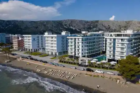 Tanushaj Beach Resort - 18