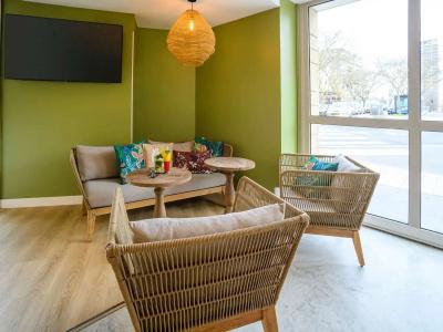 ibis Styles Tours Centre - 38