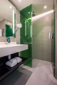 Park Inn by Radisson Dubai Motor City - 10