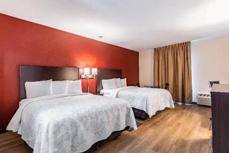 Red Roof Inn Plus+ & Suites Houston – Iah Airport Sw - 30