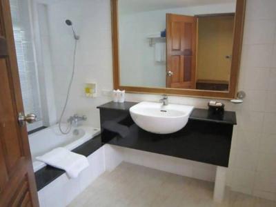 Lanta Casuarina Beach Resort - Sha Plus - 8