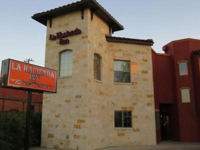 La Hacienda Inn - 5