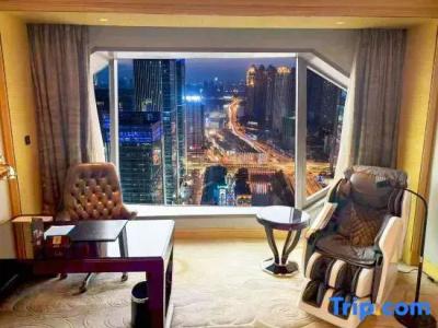 Wanda Reign Wuhan - 86
