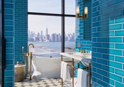 The Williamsburg - 140