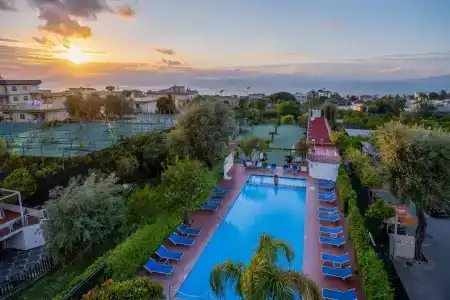 Comfort Gardenia Sorrento Coast - 17