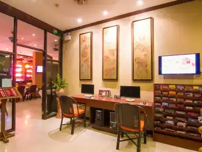 Patong Hemingway's - 21