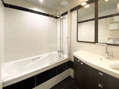 Best Western Le Cheval Blanc -Centre- Vieux Port - 9