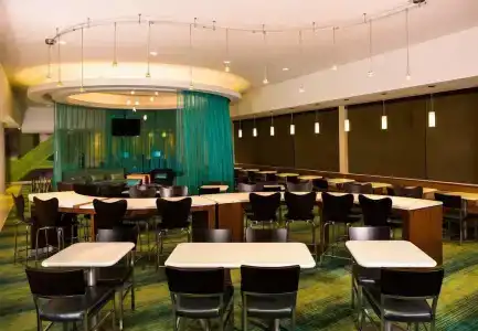 SpringHill Suites by Marriott New York LaGuardia Airport - 16