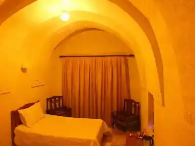 Dilek Tepesi Cave - 14