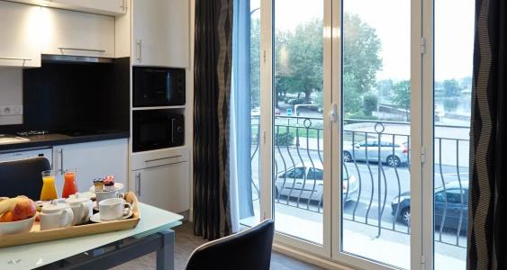 Best Western Le Cheval Blanc -Centre- Vieux Port - 6