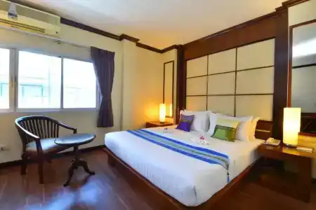Grand Business Inn - 85