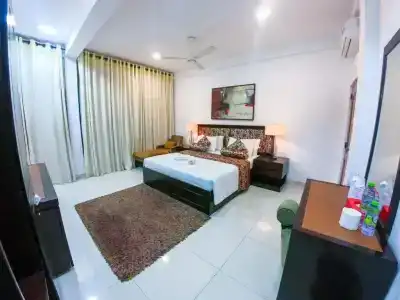 Romance Hills - 154