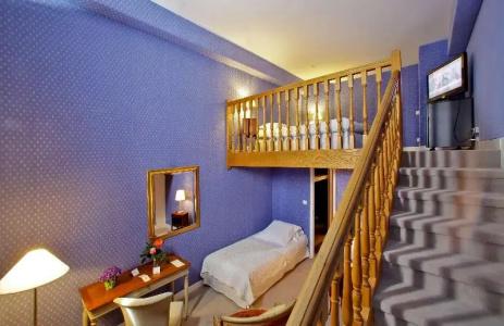 Best Western Le Renoir - 30