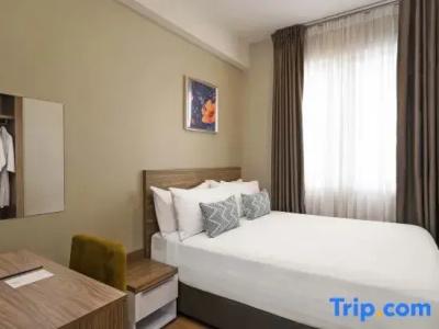 The Haven All Suite Resort, - 195