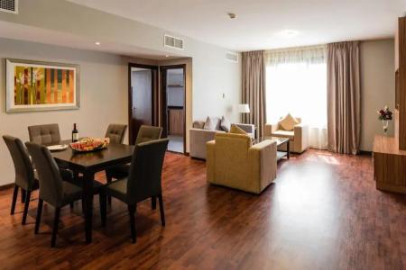 Emirates Plaza - 18
