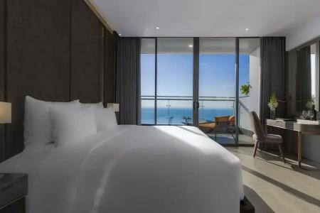 Le Sands Oceanfront Danang - 76