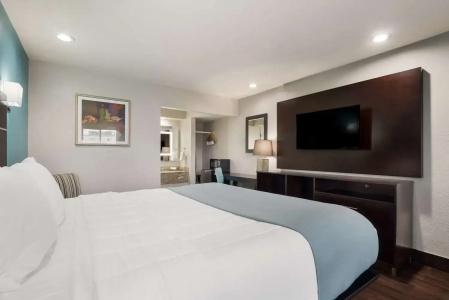 SureStay by Best Western - 32