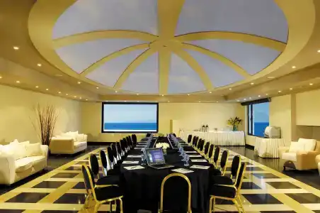 Grand Resort Lagonissi - 22