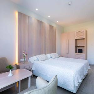 Tasia Maris Beach - Adults Only - 38