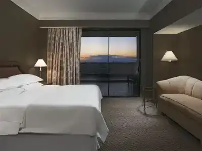 Sheraton Phoenix Crescent - 47