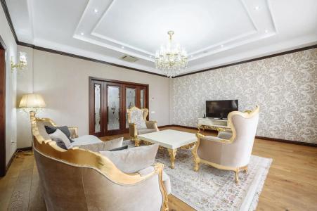 Royal Residence - 207