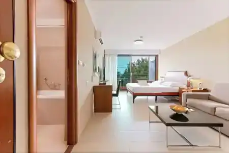 The Residence - 96