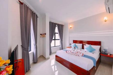 Sky Palace Boutique - 22