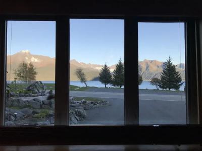 Seward Front Row - 28