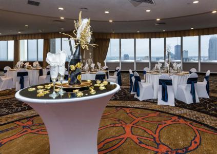 Holiday Inn-Downtown-Mercy Campus, An Ihg - 26
