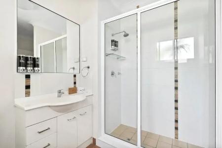 Park Regis Anchorage - 121