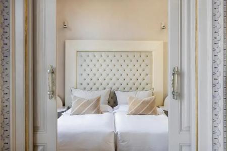 El Palauet Barcelona - 56
