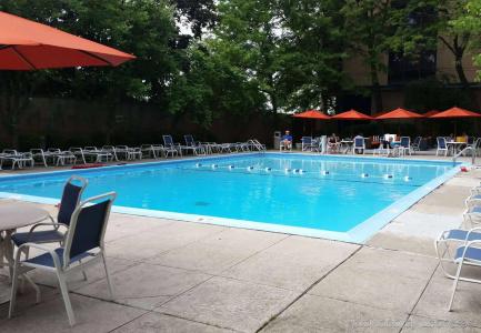 Courtyard by Marriott New York LaGuardia Airport - 7
