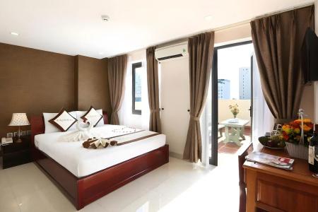 Kingdom Danang - 1