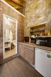Athenian Residences - 77