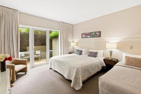 Queenstown House Boutique and Apartments - 38