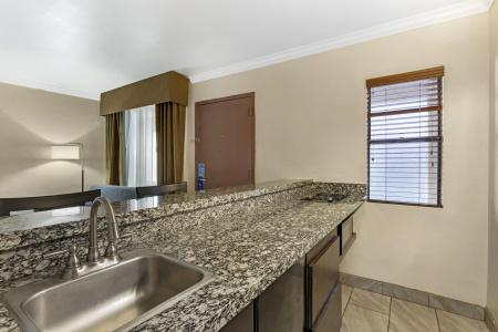 Best Western InnSuites Tucson Foothills & Suites - 29