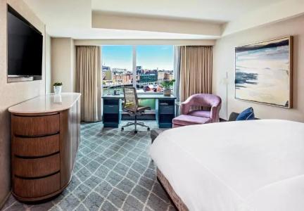Intercontinental Boston, An Ihg - 97