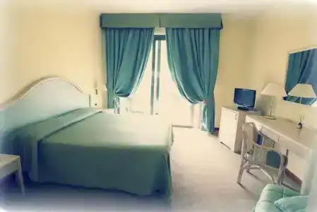 Siesta - 19