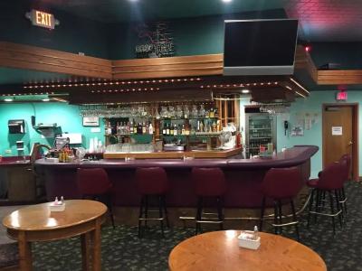 Ramada by Wyndham Portland Airport - 24