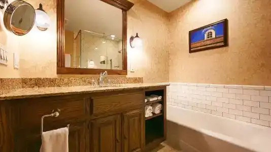 Best Western Premier Mariemont Inn - 33